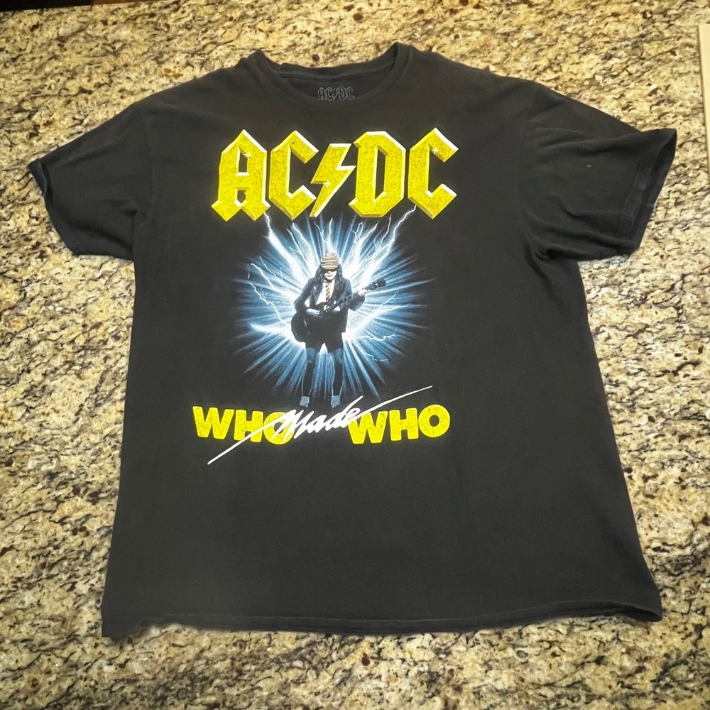 AC/DC Who Made Who Band T-Shirt Mens XL Black Angus Young Graphic Rock Tee 2018